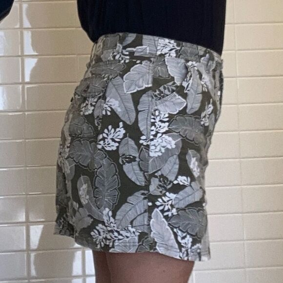 Croft & Barrow Classic Fit Leaf Print Skort Womens Stretch 14 - Picture 5 of 9